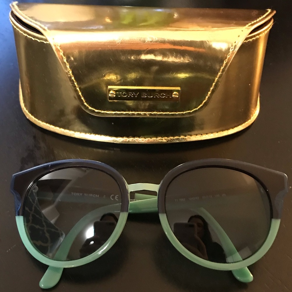 Tory Burch Sunnies 😎